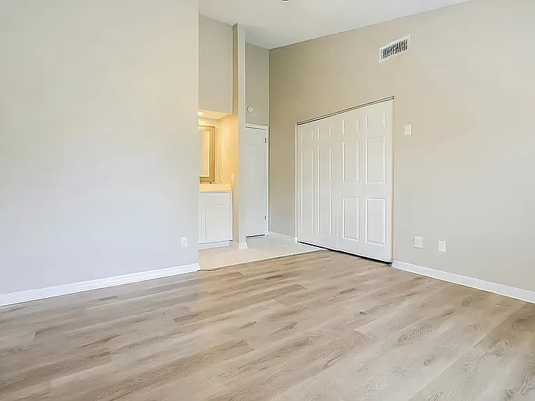 2122 Ramblewood Ln — Photo 6