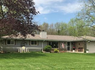 W311S4267 Longacre Rd, Genesee Depot, WI 53189