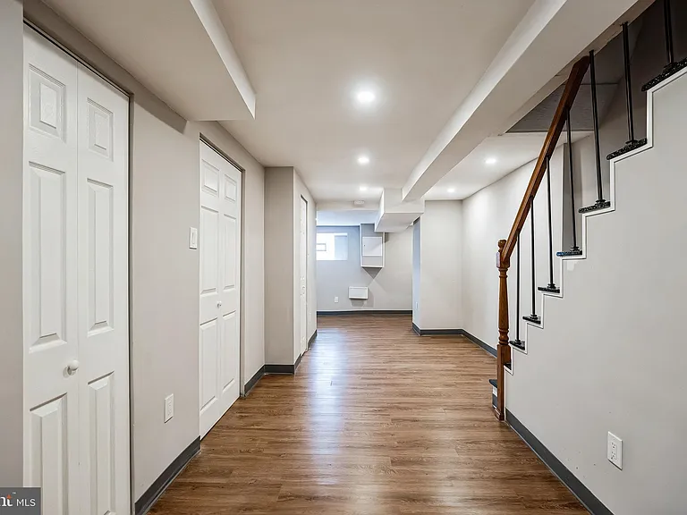 6905 Forrest Ave — Photo 22