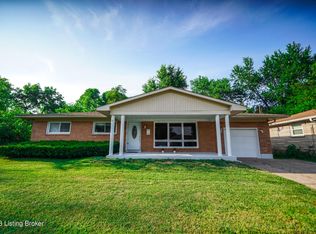 2215 Perth Ct, Shively, KY 40216