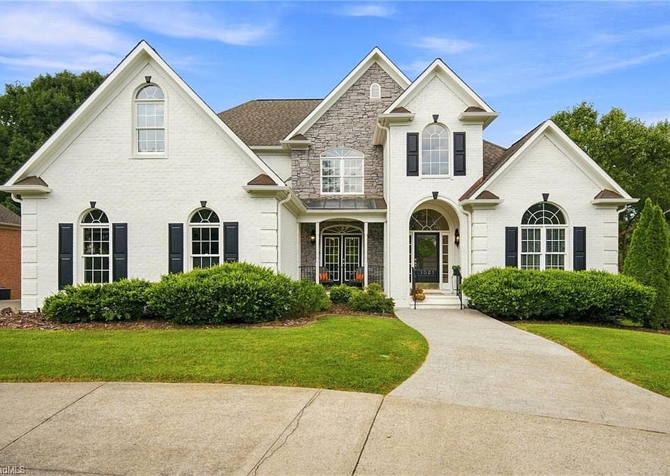 1st image of 1021 Glen Day Dr