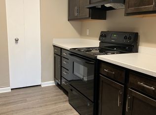 423 S Walnut St #423, Bloomington, IN 47401