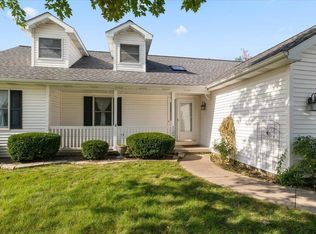 1109 Old Crows Way, Springfield, IL 62712