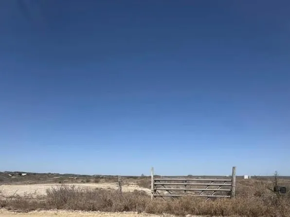 87 Ramos Rd, Roma, TX 78584