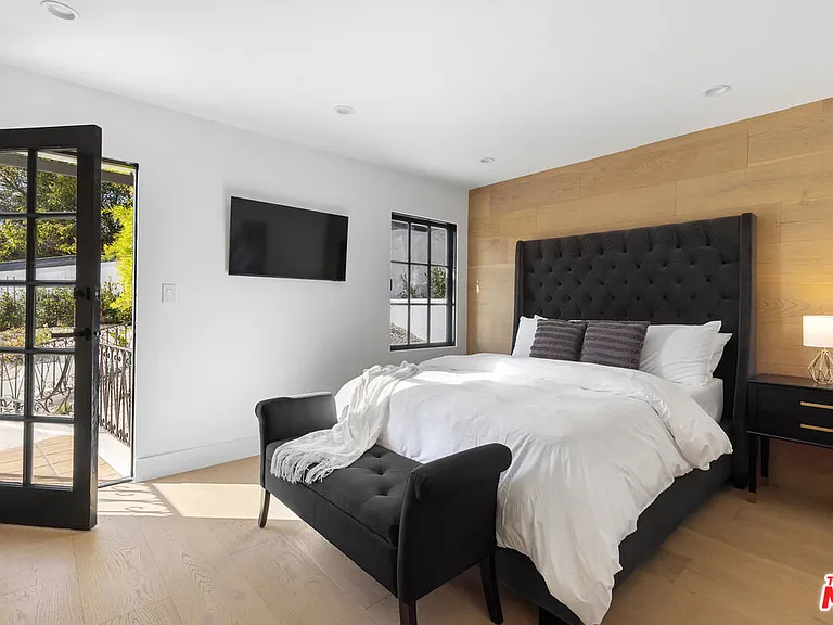 3909 Villa Costera — Photo 38