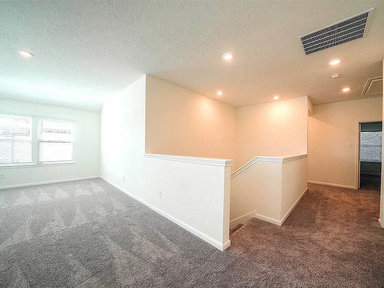 20811 Sheffield Park Dr — Photo 22