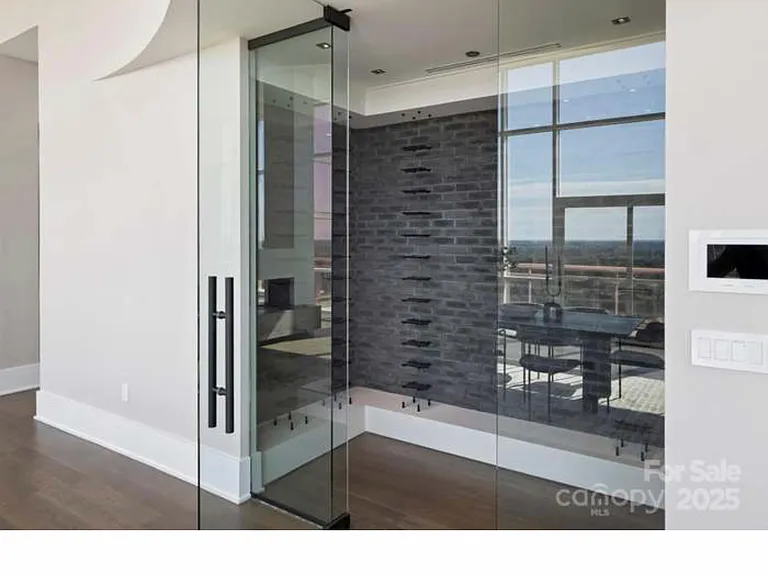 315 Arlington Ave #2302 — Photo 24