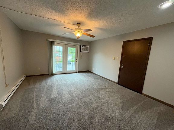 5th image of 2406 Marquette Rd #4