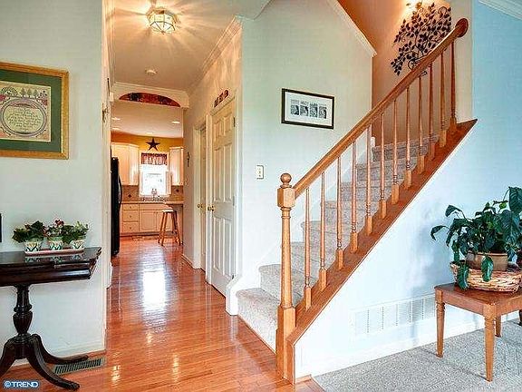 5th image of 126 Ramblewood Dr