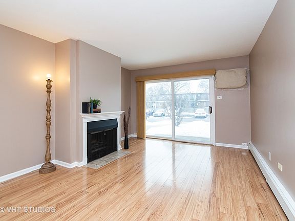 2nd image of 645 Grove Dr APT 103