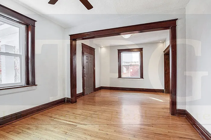 3 bed, 1.0 bath, 1200 sqft, $1,195 — Photo 4