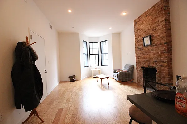 Rented by Bedford 6 Real Estate | media 38