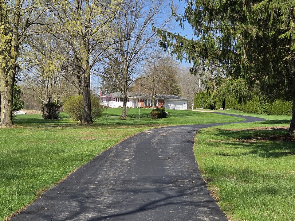 1st image of 2770 N Dearing Rd