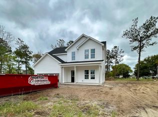 102 Creek Bluff Rd, Newport, NC 28570