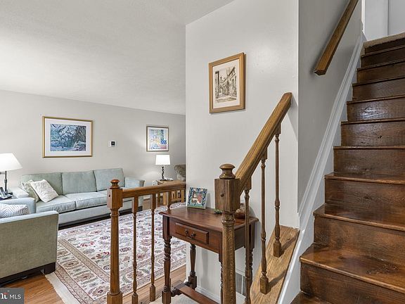 4th image of 7319 Morrison Dr