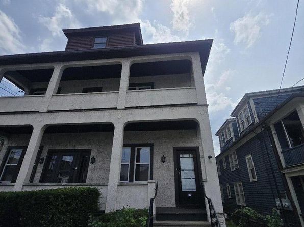 536 Fig St APT 2