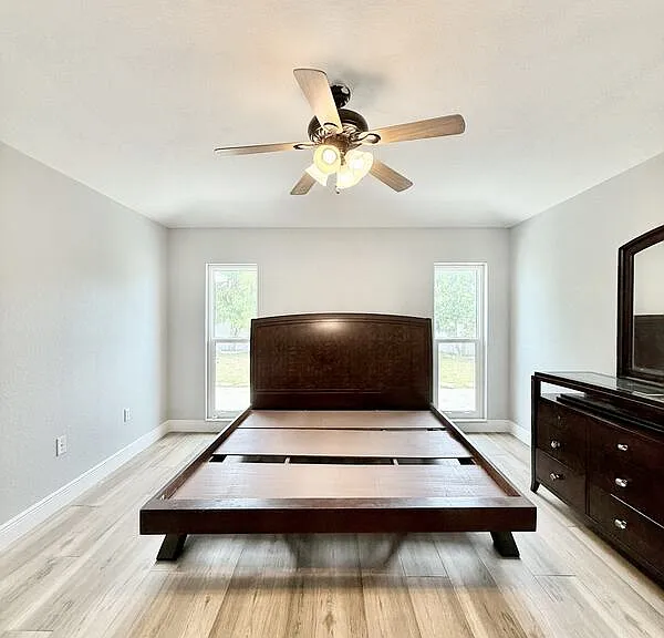 22148 Lockport Ave — Photo 31