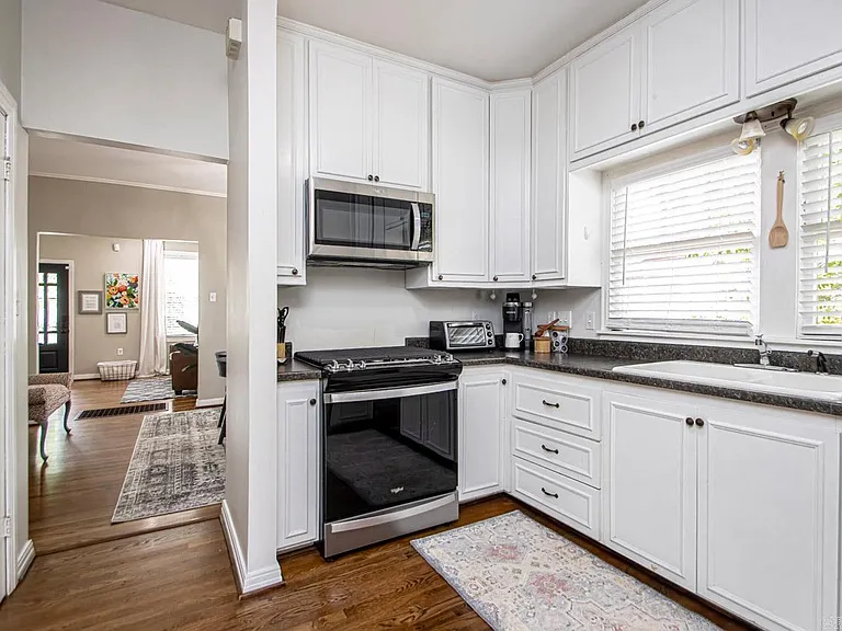 4816 Kenyon Dr — Photo 24