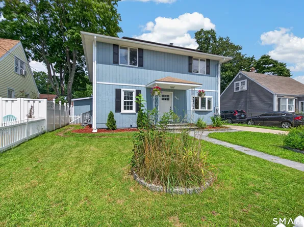 214 Burnsford Avenue, Bridgeport, CT 06606