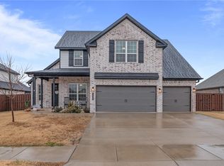 1320 Ocean Dr, Centerton, AR 72719