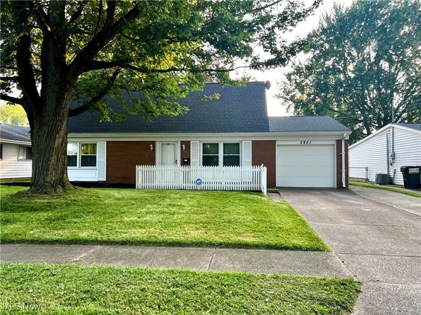 2821 Hinde Ave, Sandusky, OH 44870