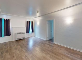 Wilton Place, Los Angeles, CA 90047