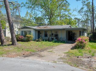 506 9th St, Port Saint Joe, FL 32456