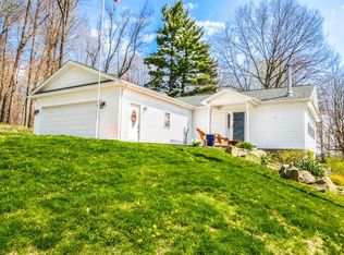 32858 Camp Dr, Hanoverton, OH 44423