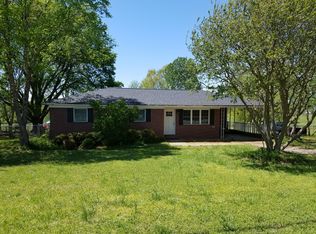 4045 Brookfield Dr, Seneca, SC 29672
