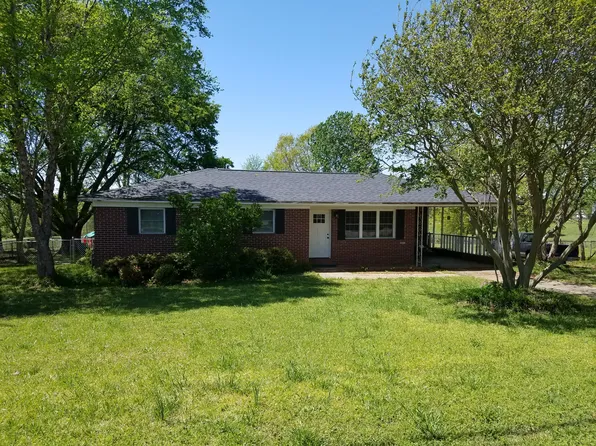 4045 Brookfield Dr, Seneca, SC 29672