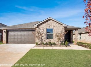 10501 SW 41st St, Mustang, OK 73064