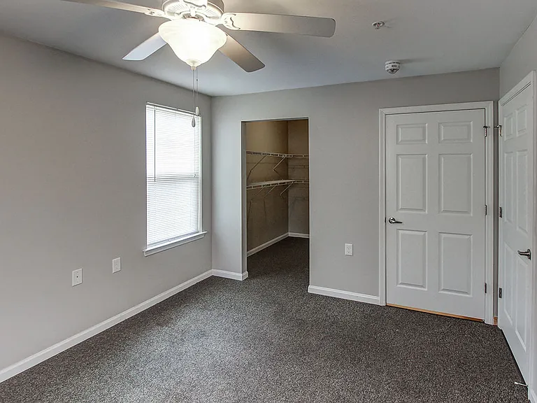 Floor plan 2 bedroom