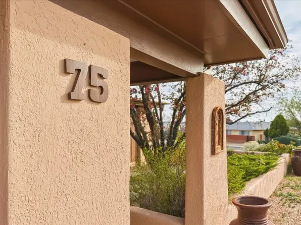 75 Mesa Verde Dr, Los Alamos, NM 87547