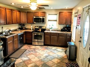 981 Mount Benevolence Rd, Newton, NJ 07860