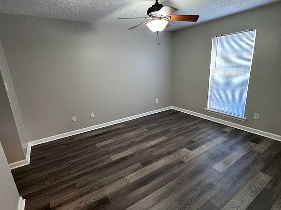 4th image of 1055 Baxter St APT 504