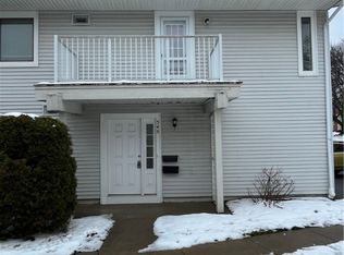 548 Eastbrooke Ln, Rochester, NY 14618