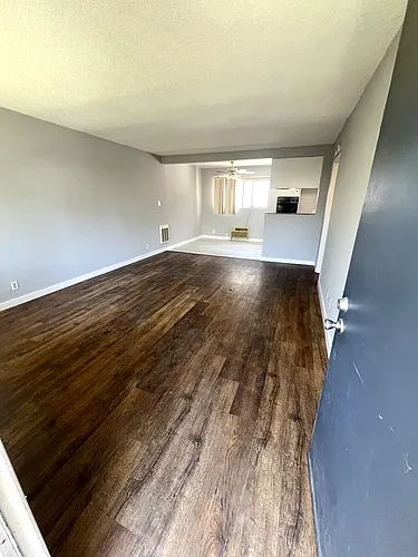 7318 Newlin Ave #3/4 Photo 1