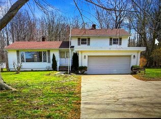 7316 Regal Dr, Conneaut, OH 44030