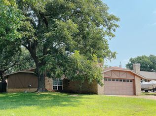 3425 Vagas Dr, Paris, TX 75462