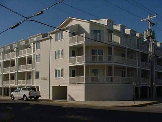 1st image of 4400 Pleasure Ave APT 105