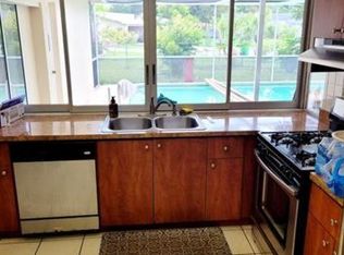 7590 NW 20th Ct, Fort Lauderdale, FL 33322
