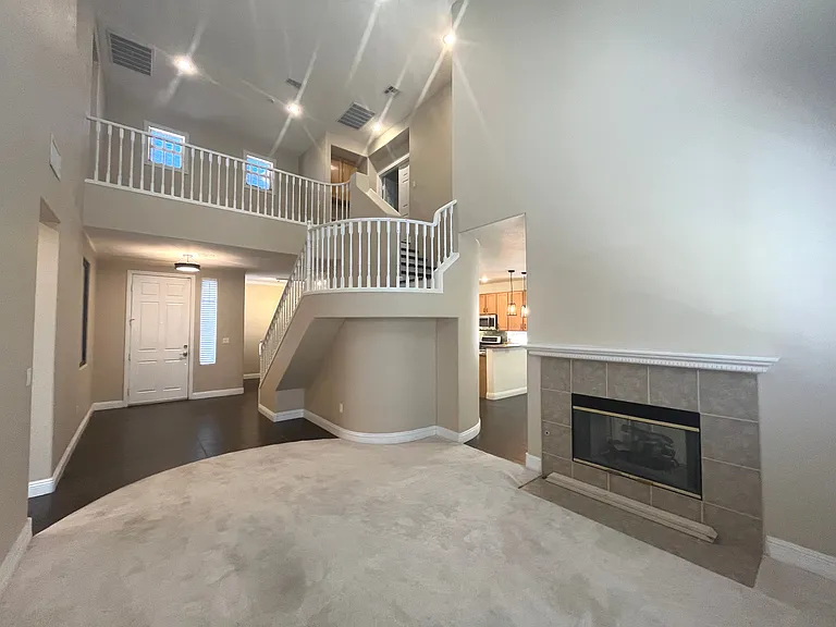 1809 Snow Spring Ln — Photo 9