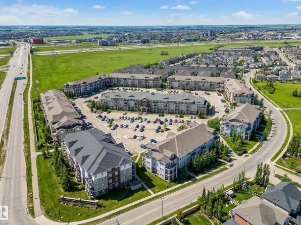7331 S Terwillegar Dr NW #6211, Edmonton, AB T6R 0M1