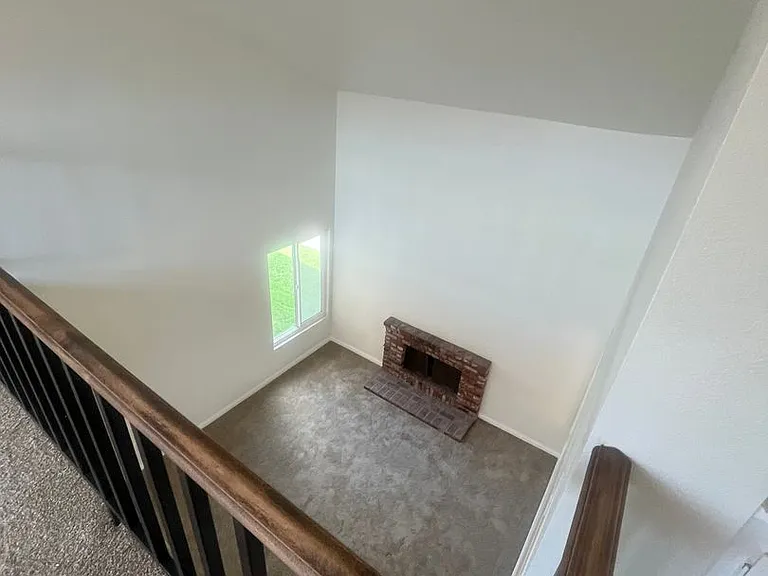 613 Santa Paula St — Photo 23