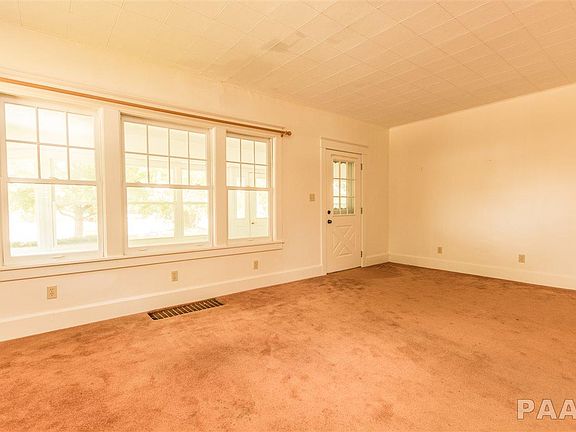 3rd image of 1804 W Forrest Hill Ave