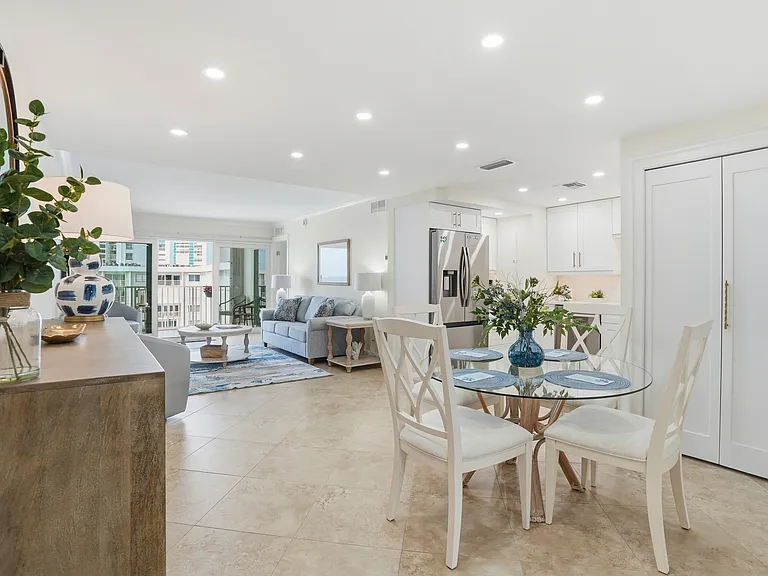 3443 Gulf Shore Blvd N #1 — Photo 15
