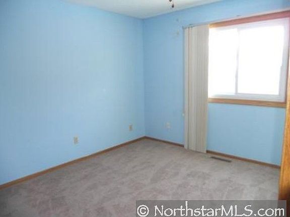 5th image of 9886 Wake St NE