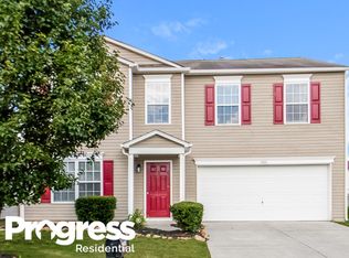 1844 Meadow Crossing Dr, Huntersville, NC 28078