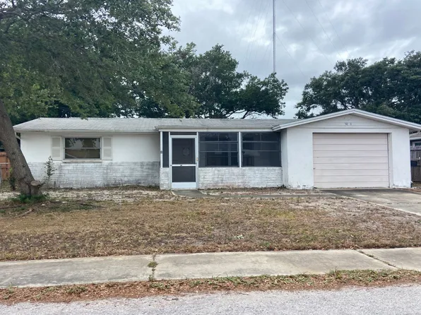 3048 Bright Dr, Holiday, FL 34691