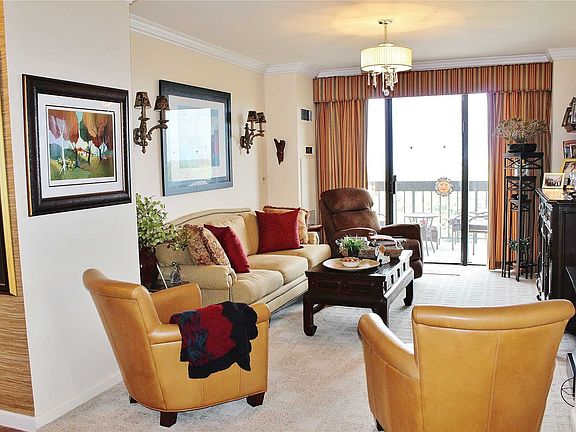 2nd image of 27110 Grand Central Pkwy APT 8N